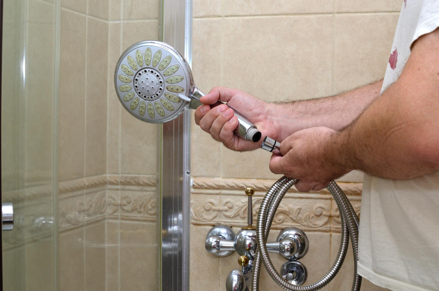 How to Fix Dripping Shower Head