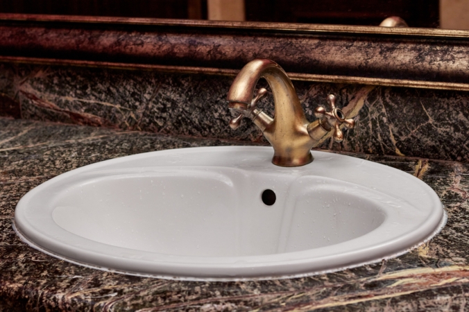 How To Fix a Leaking Outside Faucet
