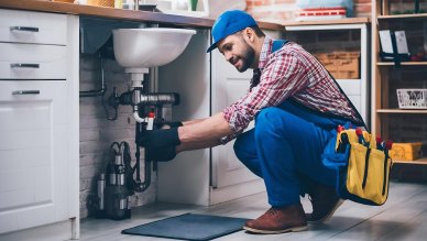 How to Install a Bathtub Drain Pipe